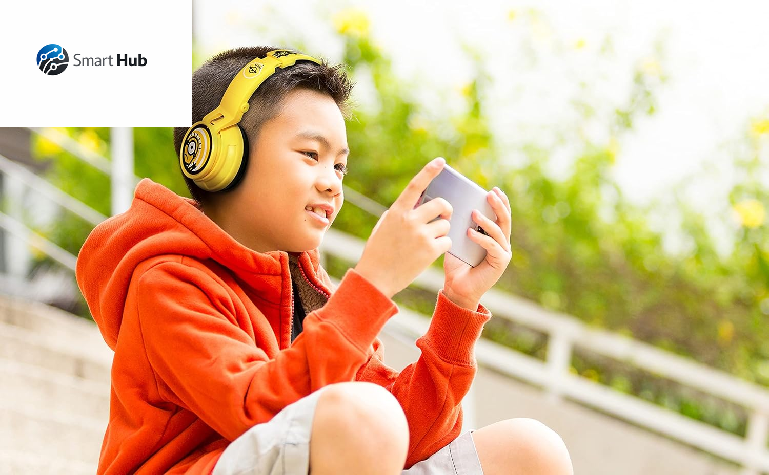 Minions Kids Bluetooth Wireless Headphones with Microphone, Includes Aux Cord, Volume Reduced, Foldable, Yellow, over Ear, Unisex, 3.5Mm Jack, 18H Playtime, 1 Year Warranty