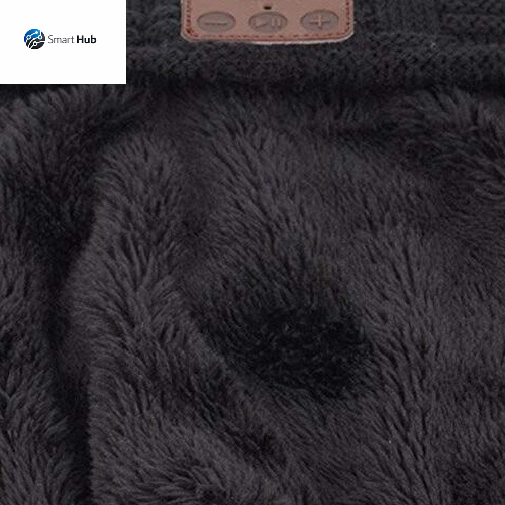 Wireless Bluetooth Beanie Hat Headphone Winter Warm Soft Knit Cap with Wireless Headphone Speaker Mic Hands Free for Iphone Android Cell Phones Black